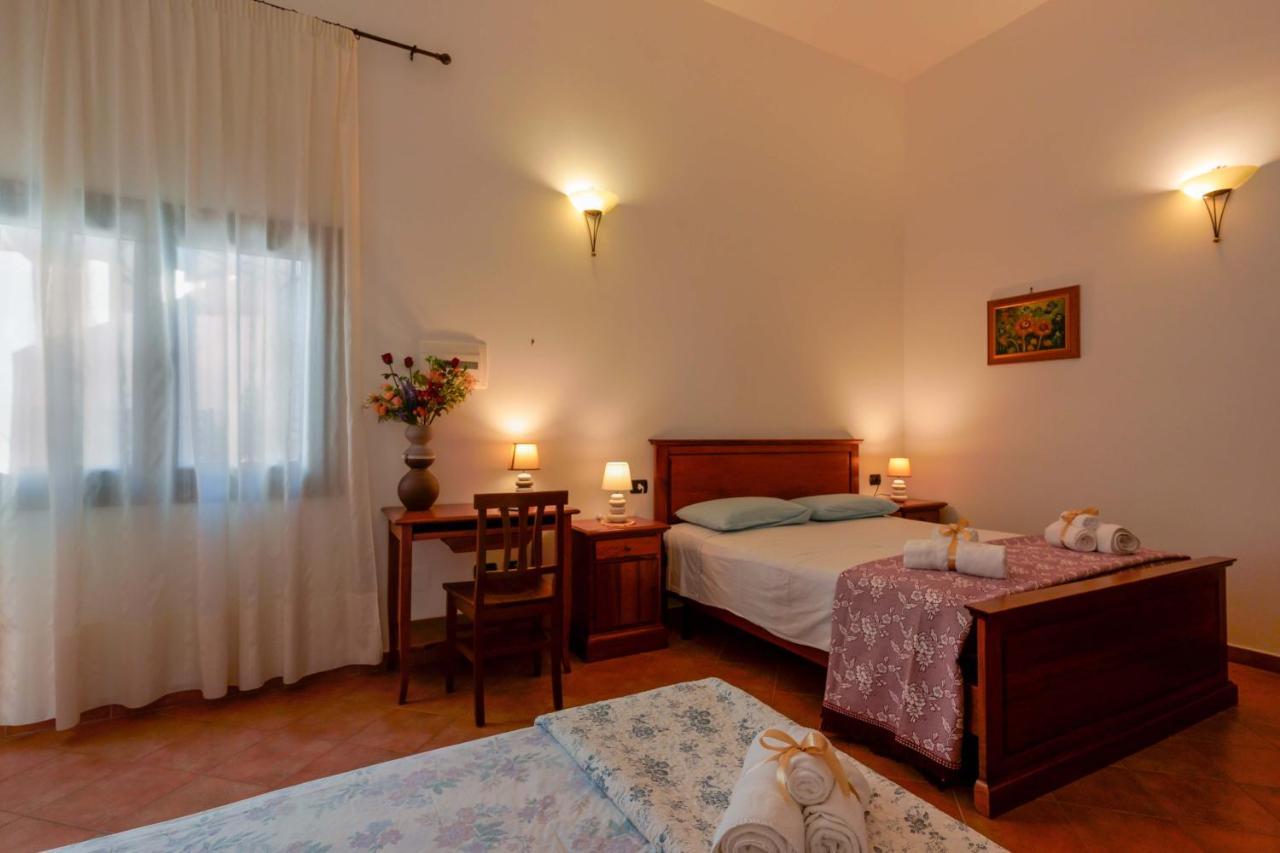 Bed And Breakfast Cairoli Exclusive Room San Pietro Vernotico Exteriér fotografie