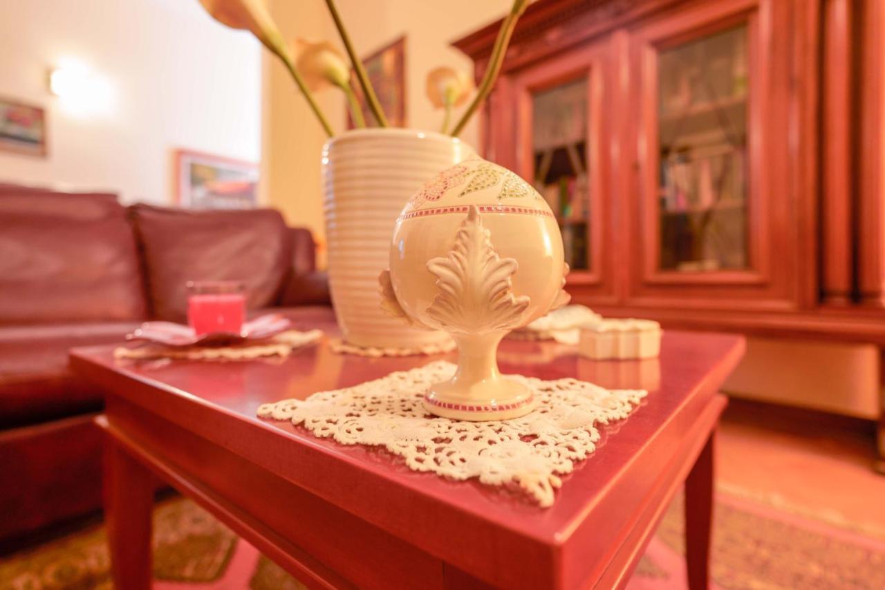 Bed And Breakfast Cairoli Exclusive Room San Pietro Vernotico Exteriér fotografie