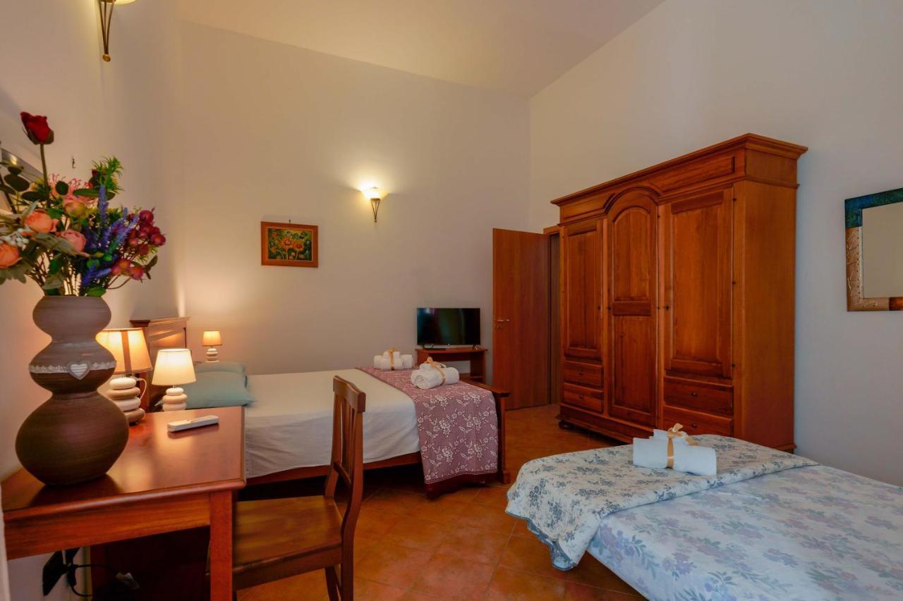 Bed And Breakfast Cairoli Exclusive Room San Pietro Vernotico Exteriér fotografie