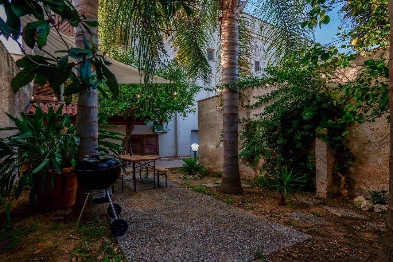 Bed And Breakfast Cairoli Exclusive Room San Pietro Vernotico Exteriér fotografie