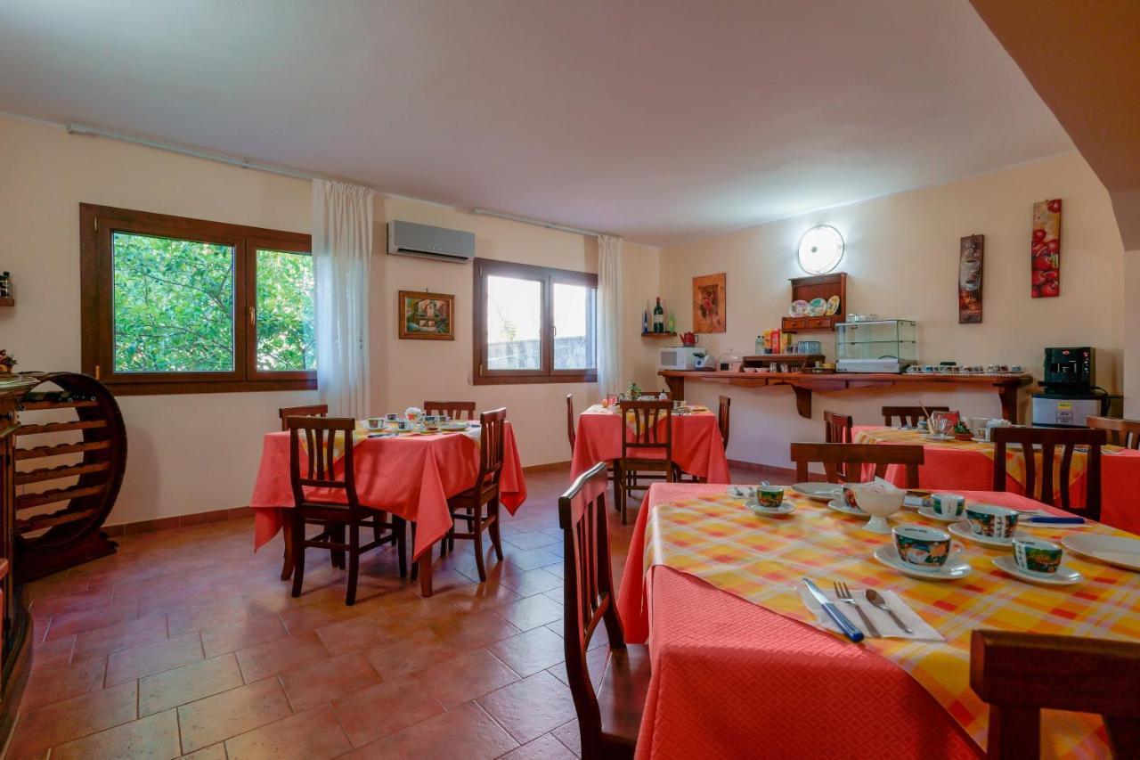 Bed And Breakfast Cairoli Exclusive Room San Pietro Vernotico Exteriér fotografie